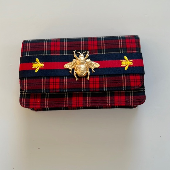 Plaid Holiday Bee Clutch or Crossbody with Gold Detachable Chain - Picture 2 of 7